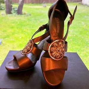 Brighton Size 9 Platform Shoes